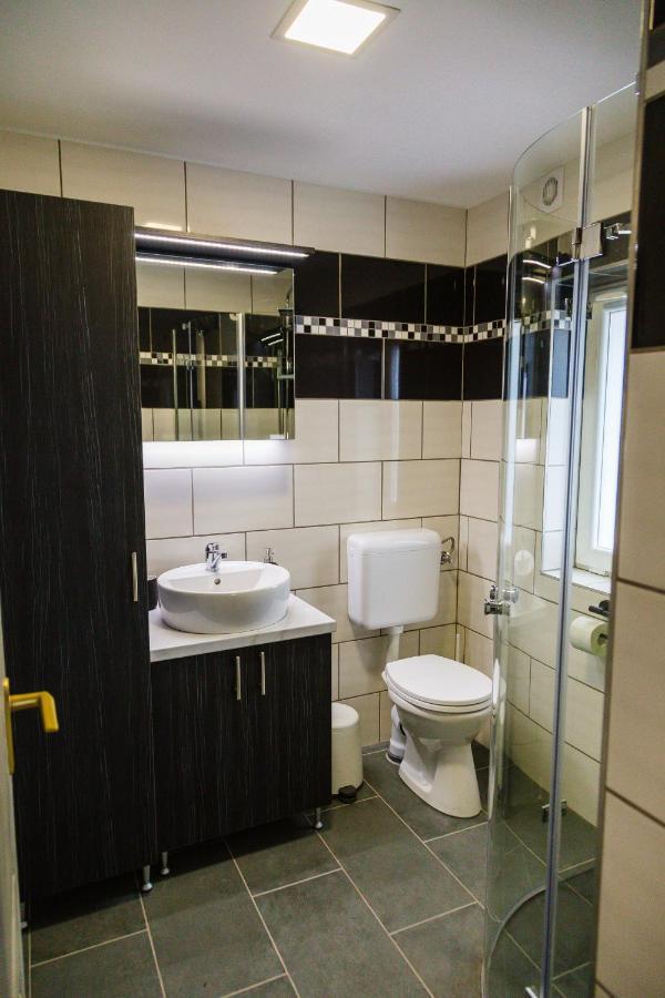 Aranyos Hill Apartment Nagymaros Bagian luar foto